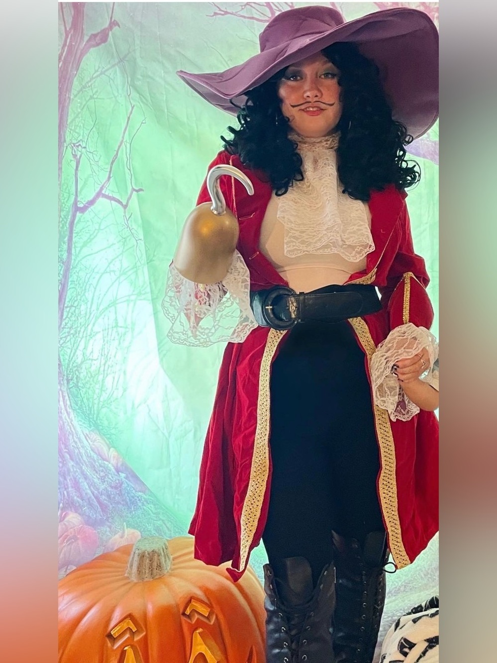 Deluxe Captain Hook Costume Pirate Red Velvet Coat Wig Hat Hook L